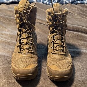 Men's Rugged Brown Tactical Boots